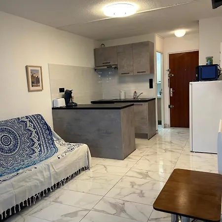 Entierement Renove En Bord De Avec Vue Imprenable Et Parking Prive * Le Barcarès