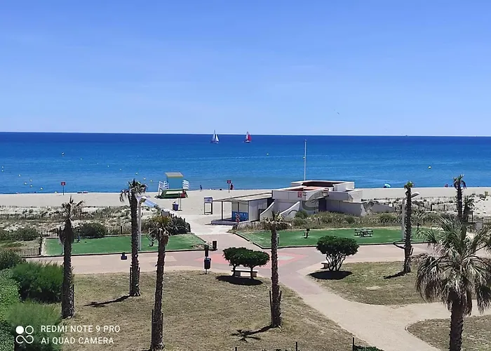 Appartement Entierement Renove En Bord De Avec Vue Imprenable Et Parking Prive *
